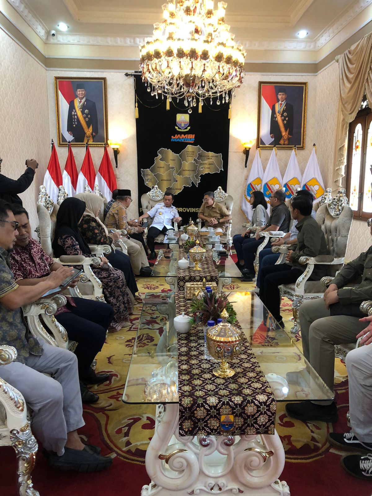 Gubernur Al Haris Audiensi Bersama Hutama Karya, Bahas Operasional Tol Tempino Sampai Simpang Ness