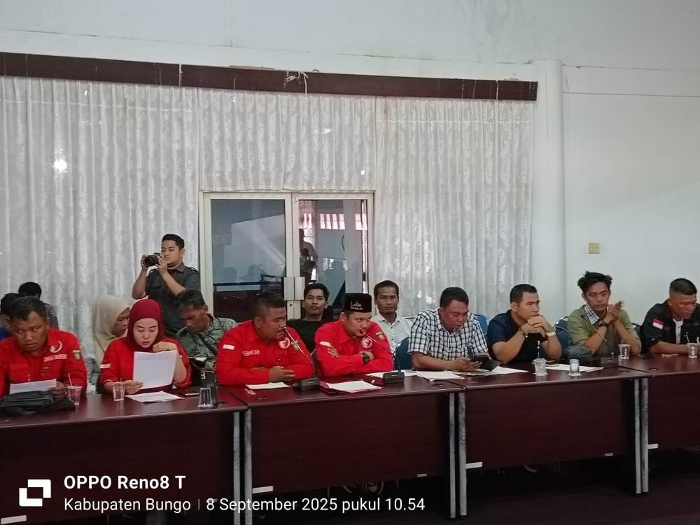 Pro Kepada Masyarakat , Ormas Gempur Desak Revisi Tarif Parkir di RSUD H.Hanafie Bungo
