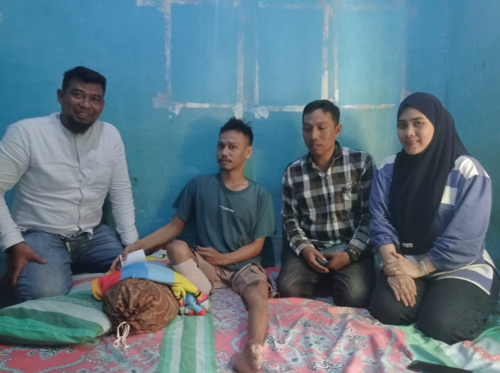 Wujud Empati Serta Peduli, SMSI Bungo Kunjungi Wartawan Ade Kabuci dan Beri Bantuan