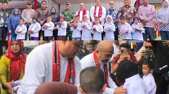 Bupati Bungo Mulai Realisasikan Program Bantuan Seragam Gratis Bagi Murid Baru Kelas 1 SD dan Kelas 7 SMP