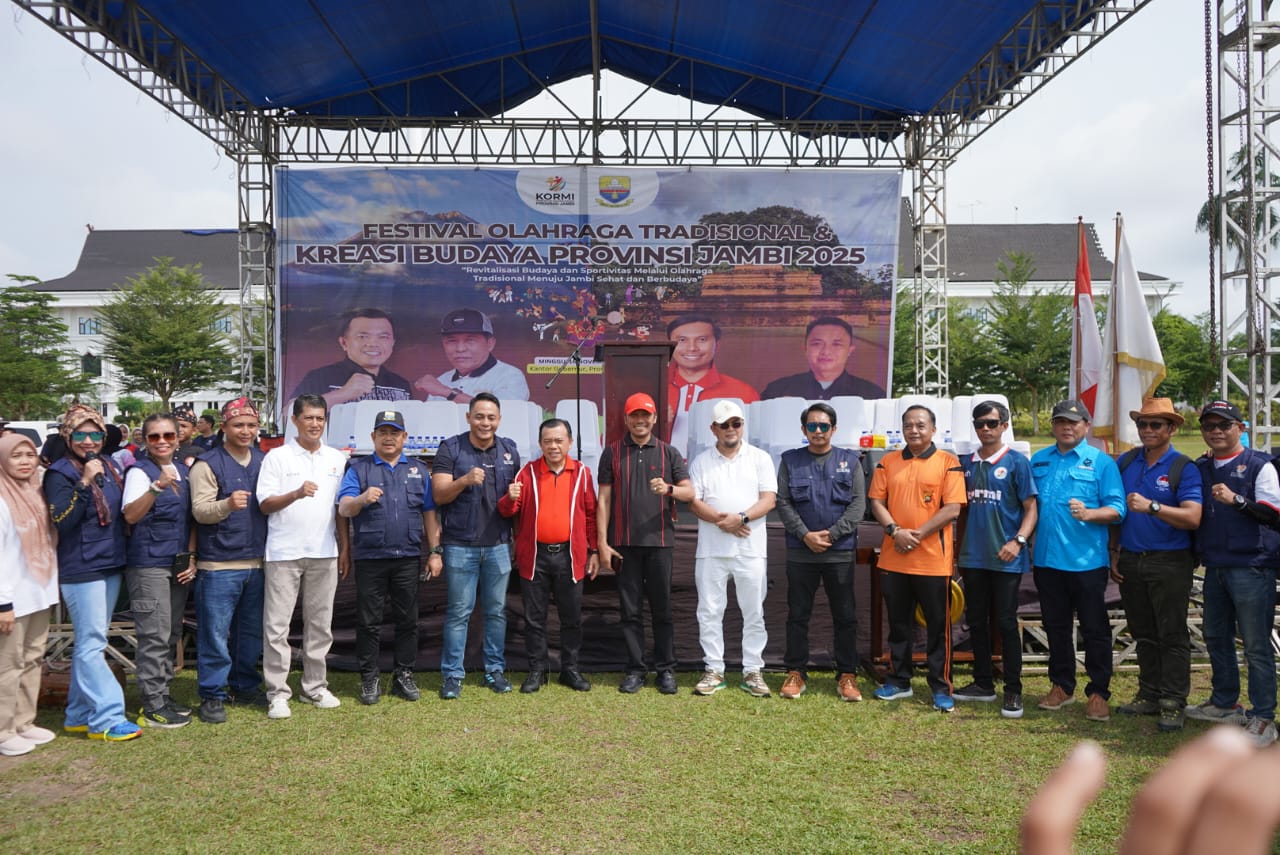 Buka Festival Olahraga Tradisional, Gubernur Al Haris: KORMI Mengedukasi Tentang Manfaat Olahraga Untuk Kesehatan dan Kebahagiaan Masyrakat