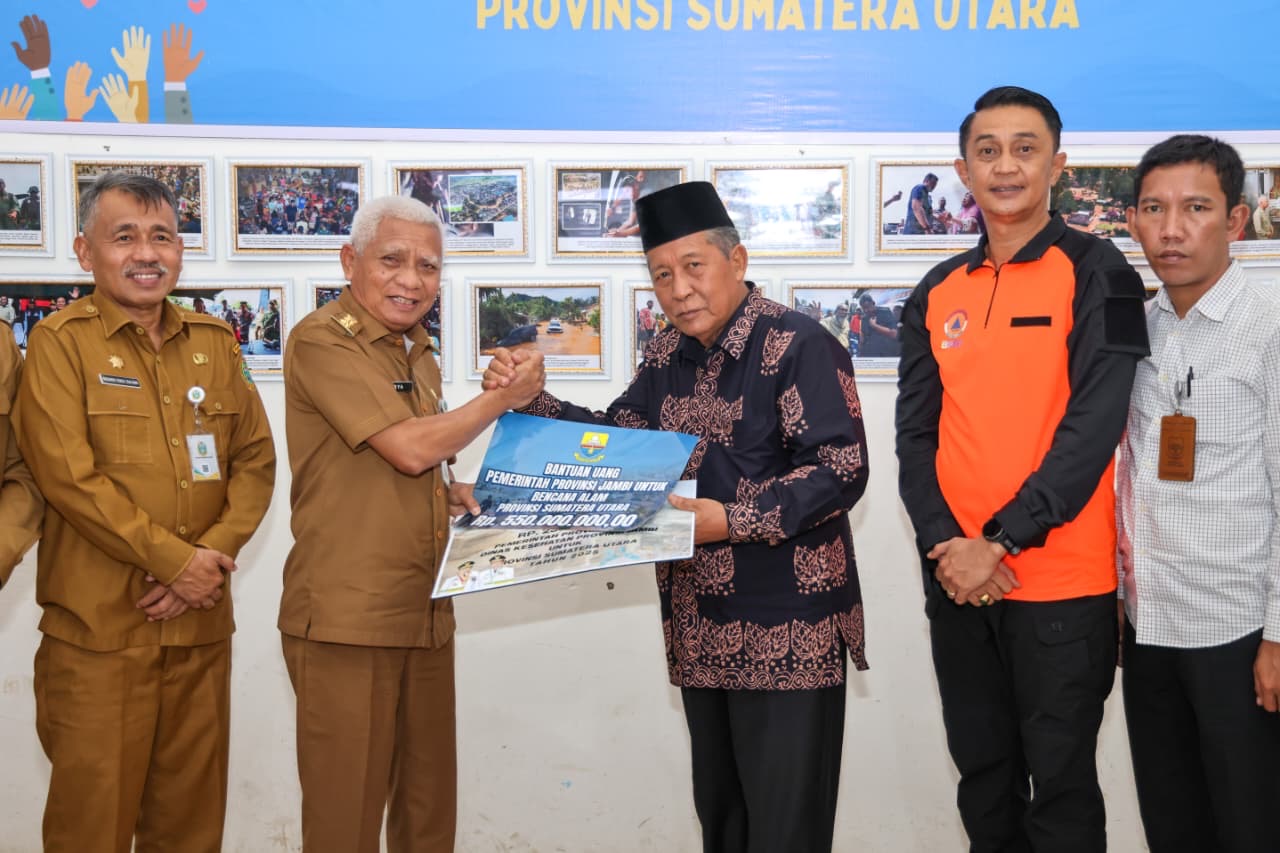 Jambi Bersatu Tanggani Bencana: Wagub Sani Bawa Dana Rp.550 Juta dan 10 Ton Beras ke Medan