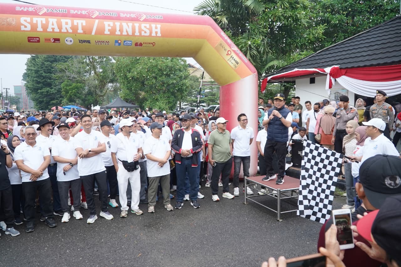 Hut Ke 69 Provinsi Jambi, Gubernur Al Haris Ajak Warga Jalan Santai dan Buka Pasar Tani