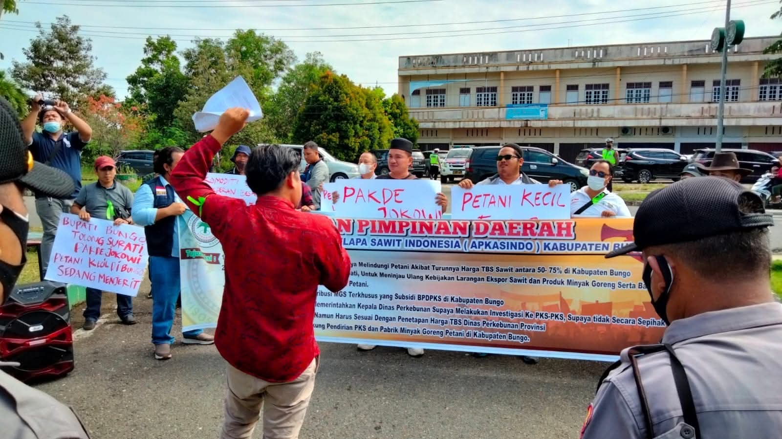 Ormas GEMPUR Minta Perusahaan Kelapa Sawit Blacklist Tengkulak Atau Supplier D.O TBS Yang Merugikan Petani