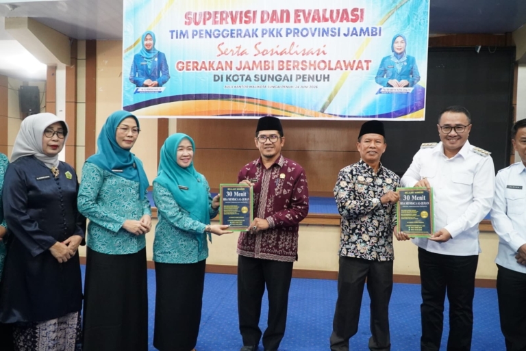 Sosialisasikan Gerakan Jambi Bersholawat di Sungai Penuh, Hj. Hesti Haris Tegaskan Sholawat Jadi Amal Nyata