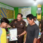 Kejati Jambi Sugeng Hariadi Lunasi Tunggakan Sekolah Dua Siswa Kurang Mampu, Pastikan Hak Pendidikan Tetap Terpenuhi