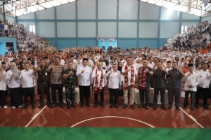 Buka Sosialisasi Akbar Pencegahan IRET, TCC, Perundungan, dan Bahaya Narkoba di Bungo, Gubernur Al Haris : “Kalau Anak-Anakku Bisa Jaga Diri, 60% Masa Depan Sudah Ada Ditangan”
