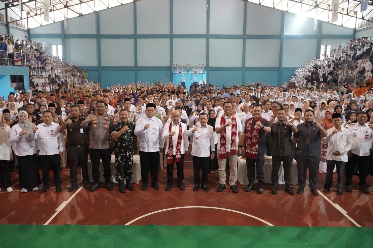 Buka Sosialisasi Akbar Pencegahan IRET, TCC, Perundungan, dan Bahaya Narkoba di Bungo, Gubernur Al Haris : “Kalau Anak-Anakku Bisa Jaga Diri, 60% Masa Depan Sudah Ada Ditangan”